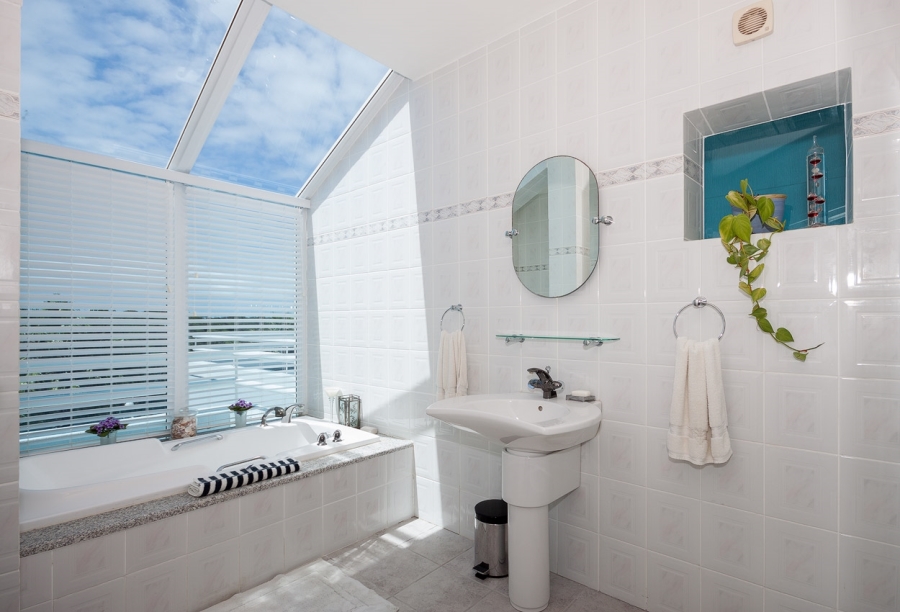 5 Bedroom Property for Sale in Royal Alfred Marina Eastern Cape